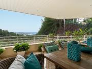 Elegante Apartamento con Vistas al Mar en Venta en Bendinat