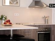 Elegante apartamento de 1 dormitorio con terraza en...