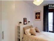 Elegante apartamento de 2 dormitorios con balcón en...