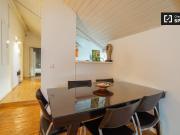 Piso de 2 habitaciones en alquiler en Embajadores, Madrid