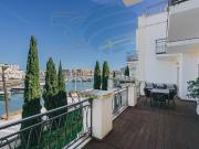 Elegante apartamento de 2 quartos com um amplo terraço...