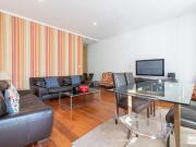 Elegante apartamento de 2 quartos para alugar na Estrela...