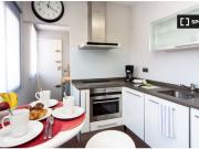 Elegante apartamento de 3 dormitorios con balcón en...