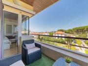 Elegante apartamento em prestigioso condomínio no centro...