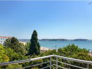 Elegante Apartamento T3 Dafundo com Vista Tejo