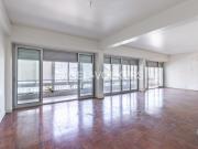 Elegante Apartamento T5 em Alvalade