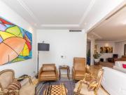 Elegante apartamento tipo para venda e locação em Campo...