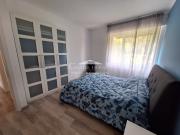 Elegante Appartamento Trilocale con Vista Lago a...