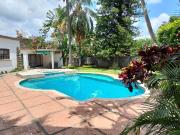 Elegante Casa de Fin de Semana en Avenida Palmira: Lujo,...