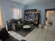 Funcional casa de vila para venda em Vila Elze com 2...