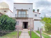 Elegante casa en exclusiva cerrada