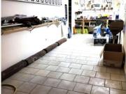 Elegante casa pareada de esquina con amplia terrazza con...