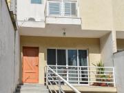 Confortável casa tipo para venda em Mirandópolis com 4...