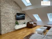 Elegante Dachgeschosswohnung mit Terrasse, Klimaanlage &...