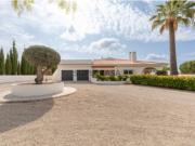 Elegante e espaçosa moradia T5 com piscina, campo de...