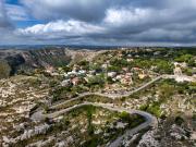 ELEGANTE E RISTRUTTURATA VILLA CON PISCINA