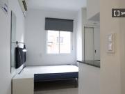 Elegante estudio en alquiler en Usera, Madrid
