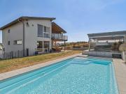 Elegante freistehende Villa mit 6,5 Zimmern, Pool und...