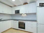 Elegante habitación en alquiler en apartamento de 5...