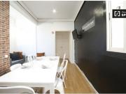 Elegante habitación en alquiler en apartamento de 5... Elegante habitación en alquiler en apartamento de 5...