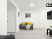 Elegante habitación en alquiler en un apartamento de 8...