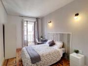 Elegante habitación en un apartamento de 8 dormitorios...