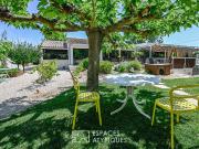 Elégante maison d'architecte en bord de Sorgue