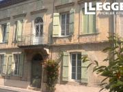 Élégante maison de ville avec jardin privé et parking...