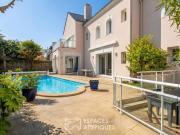 Elégante maison familiale avec piscine, entre volumes et...