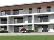 Elegante, neue, hochstehende Wohnung mit privatem Garten