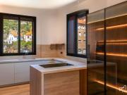 Elegante obra nueva con gran terraza privada en Sarrià