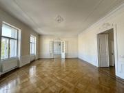 Elegante Palaiswohnung im Botschaftsviertel