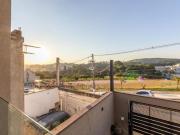 Elegante sobrado para venda em Laranjeiras com 3...