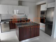 Elegante T3 Remodelado nas Avenidas Novas com Luz Natural Elegante T3 Remodelado nas Avenidas Novas com Luz Natural