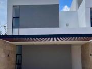 | Elegante Townhouse en Renta en Privada S21, Temoz?n...
