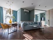 Elegante Trilocale con Spazio Esterno e Box
