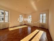 Elegante Ufficio 6 Locali a Milano Centro