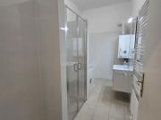 Elegante unbefristete hofseitige 2 Zimmer Altbauwohnung...