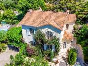 Élégante villa au cœur du Cap d'Antibes, plage à pieds