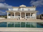 Elegante villa de 4 dormitorios con vistas panorámicas...