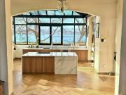 Elegante Villa in der Nähe des Sees