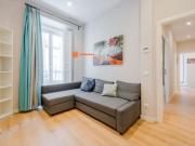 ELEGANTE VIVIENDA REFORMADA CON 5 BALCONES EN EDIFICIO...