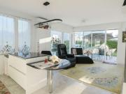 Elegante Wohnung, große Terrasse und privater Garten