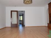 Eleganter Retro Style Großzügige, sonnige, ruhige...