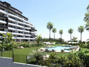 Elegantes Apartamentos con Piscina en San Miguel de Salinas