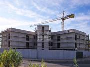 Elegantes Apartamentos T2+1 a 450m da Praia Meia Praia,...