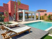 Elegantes Casas Unifamiliares de Estilo Mediterráneo en...