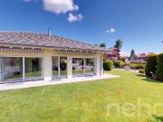 Elegantes Einfamilienhaus mit gepflegtem Garten und...