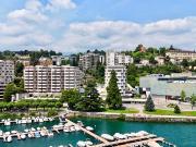 Elegantes Luxusapartment mit Garten am Seeufer von Lugano