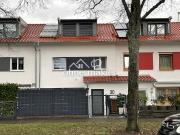 Elegantes Reihenmittelhaus mit 5 Zimmern in Esslingen am...